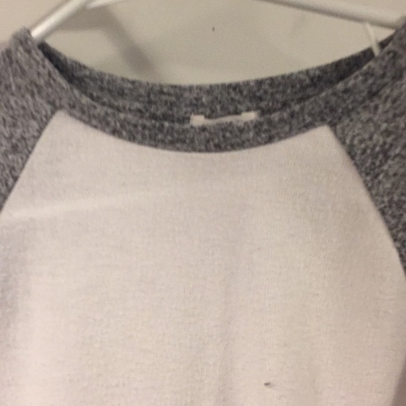 White pink and gray forever 21 girls long sleeve - Picture 3 of 4